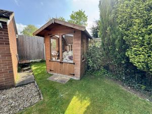 Garden Summer House- click for photo gallery